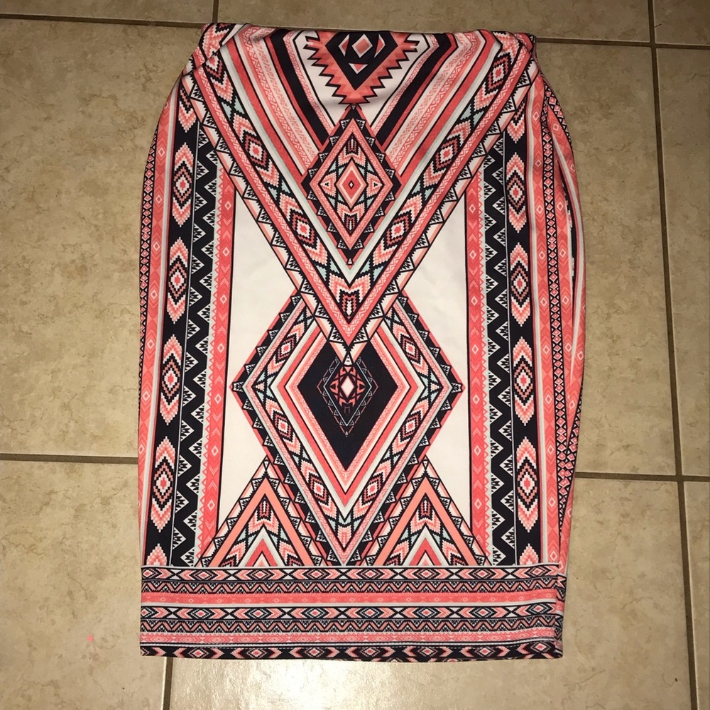 BCX Tribal Print Pencil Skirt